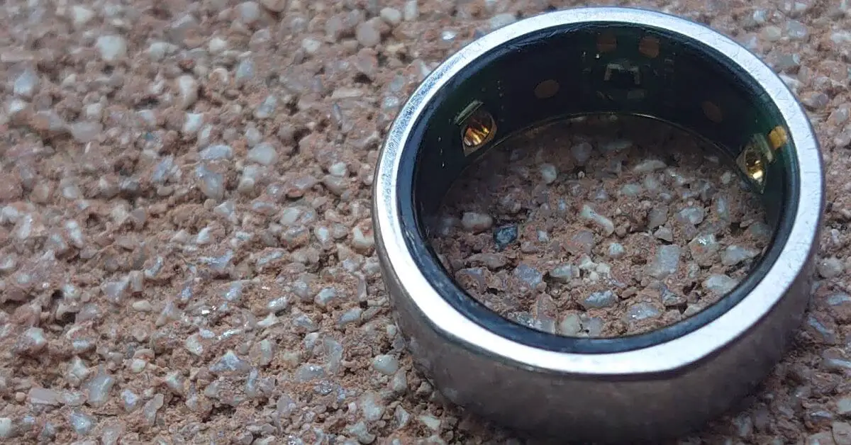 Oura Ring On Ground